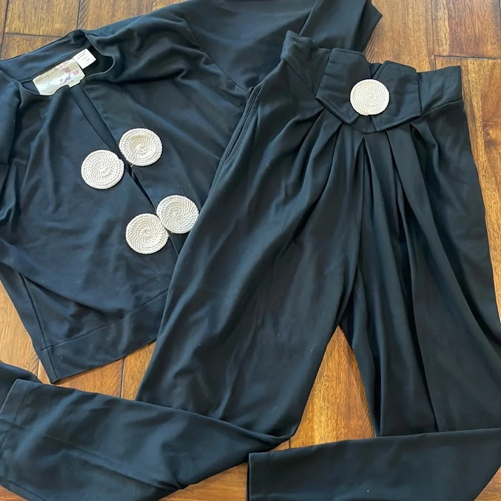 Vintage 2 pc blazer super high Waisted Pleated pants suit size small - Picture 1 of 16
